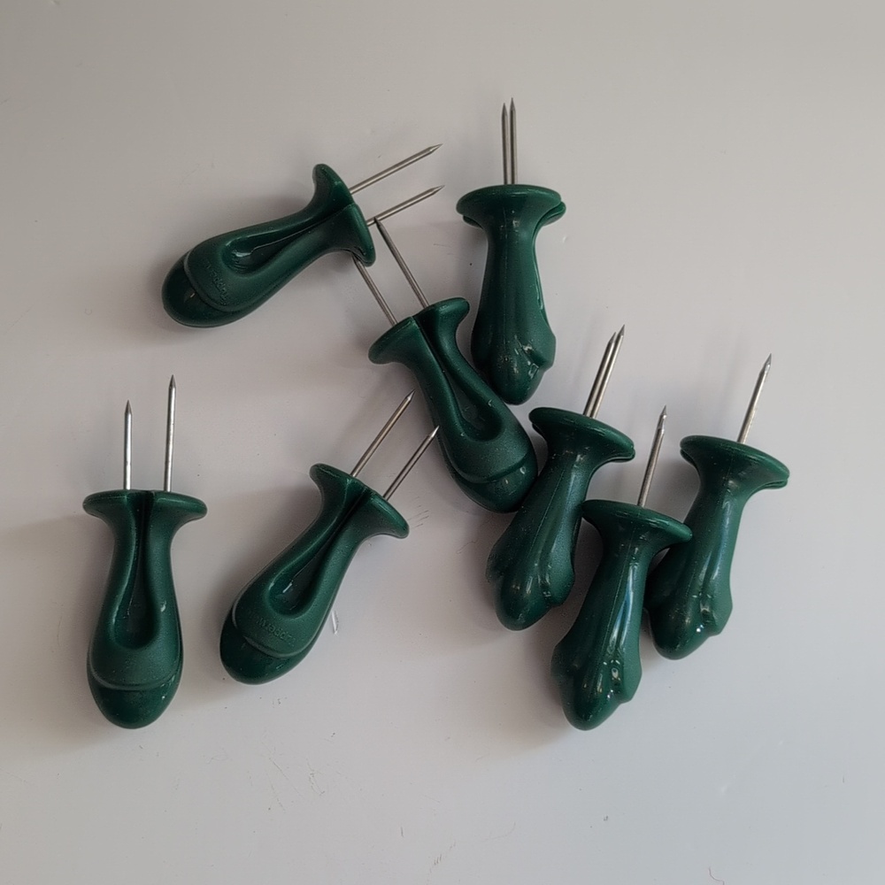 Tupperware®️ 🌽 Cob Holders - Picture 2 of 2